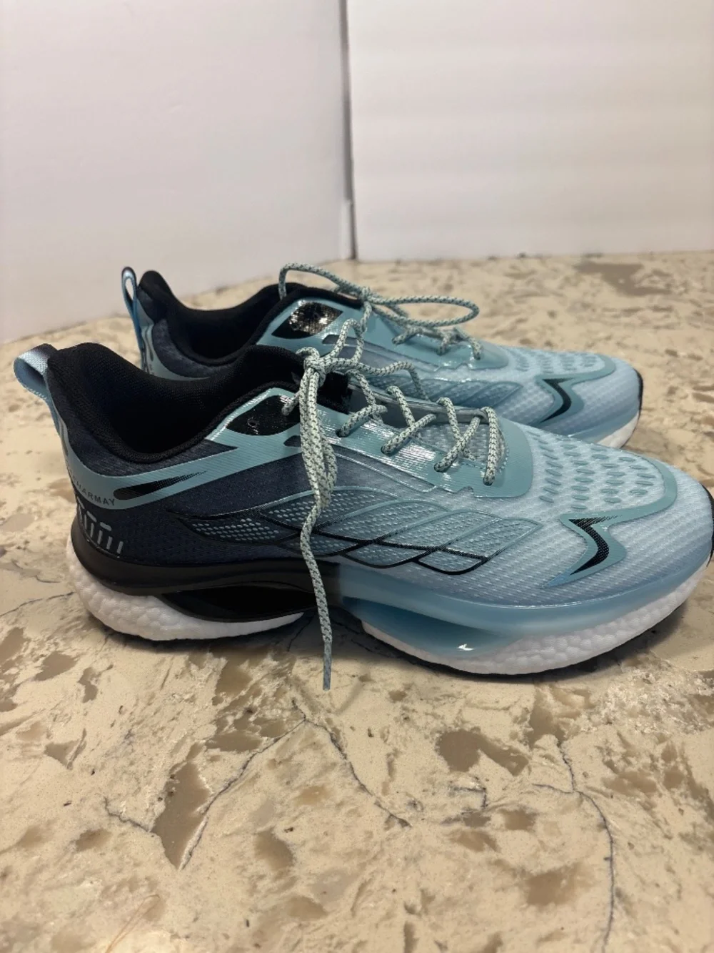 Maeharmay Armadillo Sneakers Women’s 42 Two Pairs